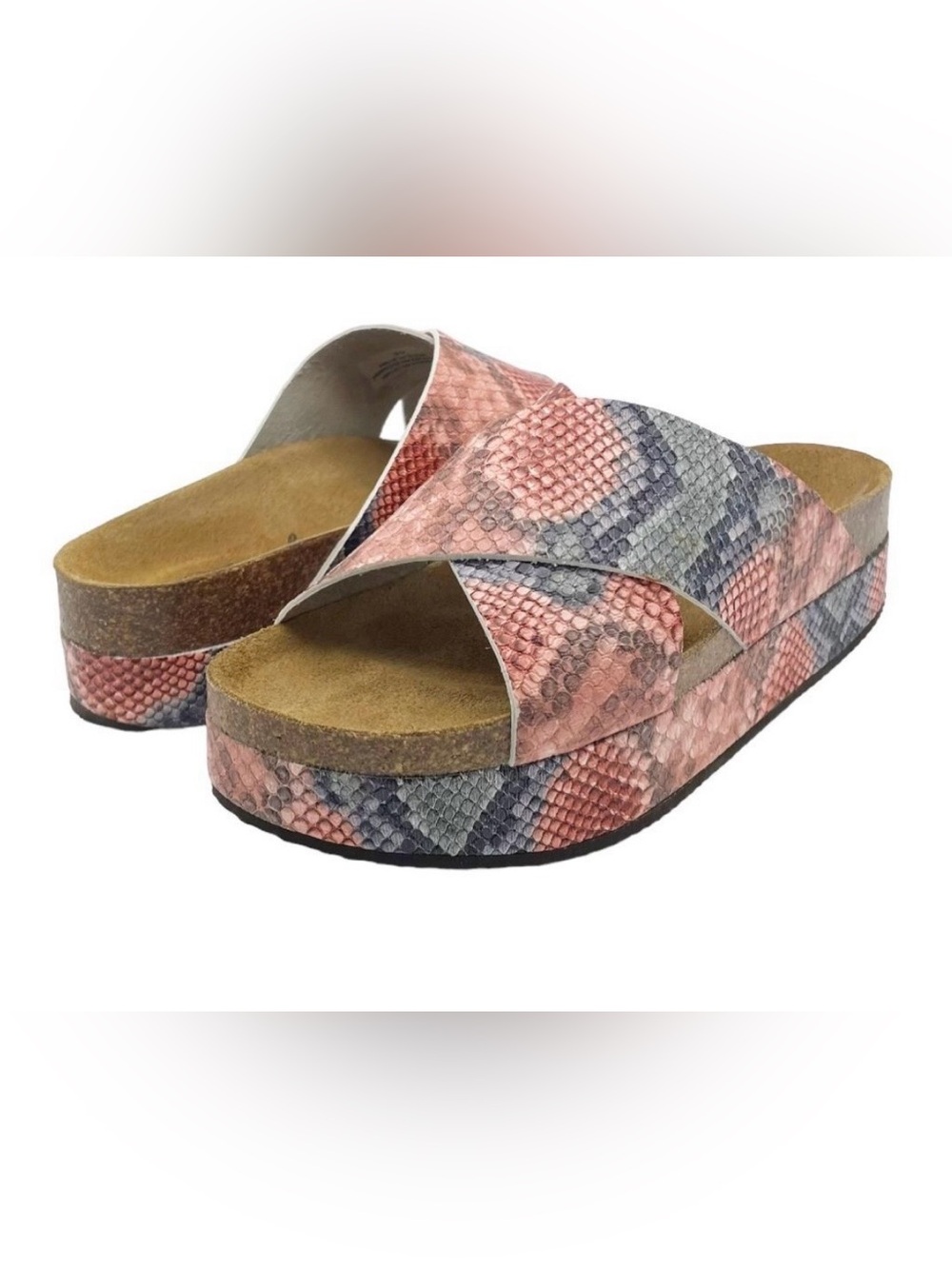 NWOT FREE PEOPLE Sidelines Flatform Sandals, size 37 (US size 7-7.5)